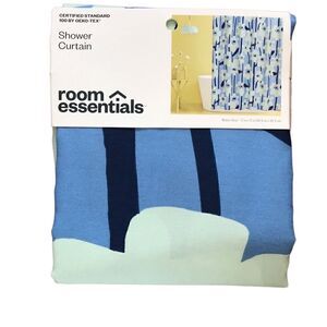 NEW Room Essentials Modern Floral Shower Curtain